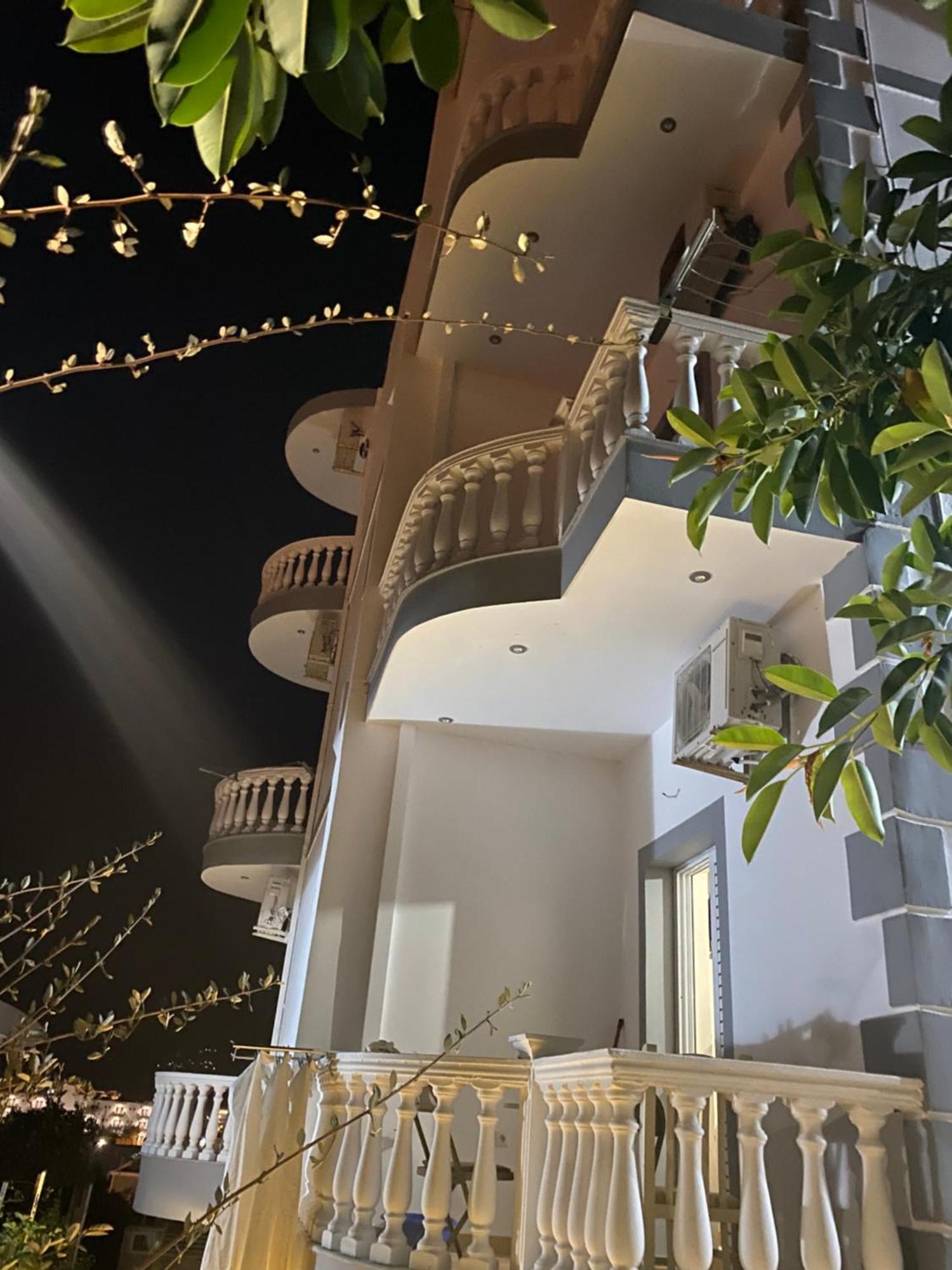 Studio Apartments Rizarjo Ksamil Ngoại thất bức ảnh