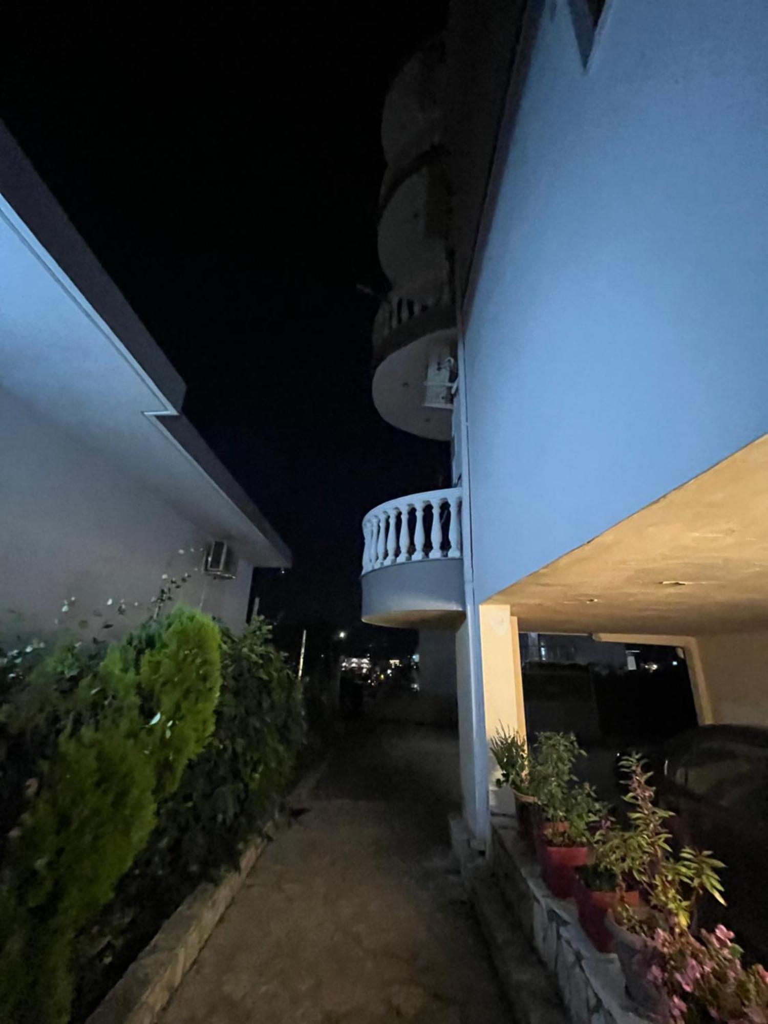 Studio Apartments Rizarjo Ksamil Ngoại thất bức ảnh