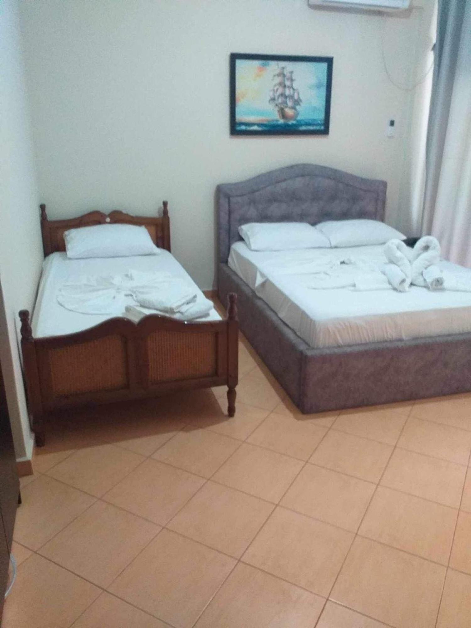 Studio Apartments Rizarjo Ksamil Ngoại thất bức ảnh