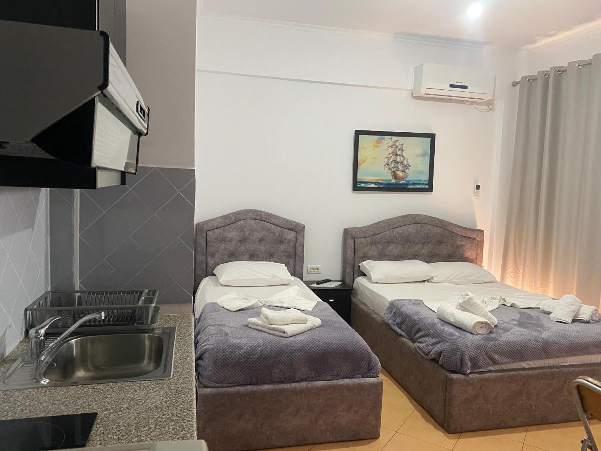 Studio Apartments Rizarjo Ksamil Ngoại thất bức ảnh